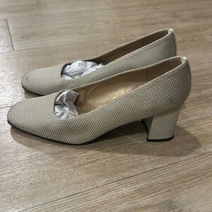 Stuart Weitzman Razmary Topolino Herrin Size 8.5